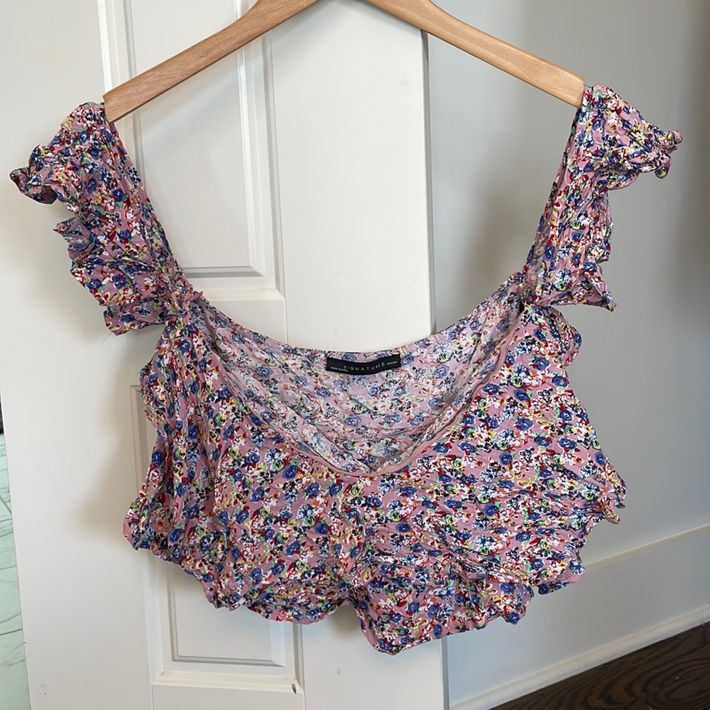 Signature8 Floral Crop Top
